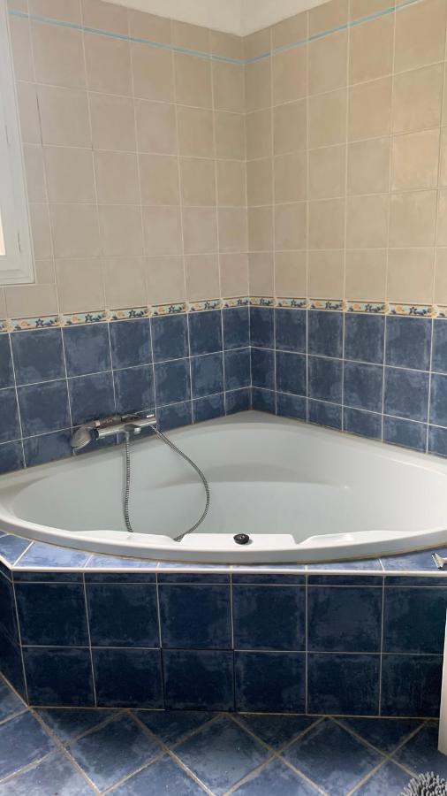 Villa En Bordure De Colline*Piscine*Clim*Netflix Les Matelles Exteriör bild